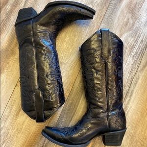Women’s Black Cowgirl Boots